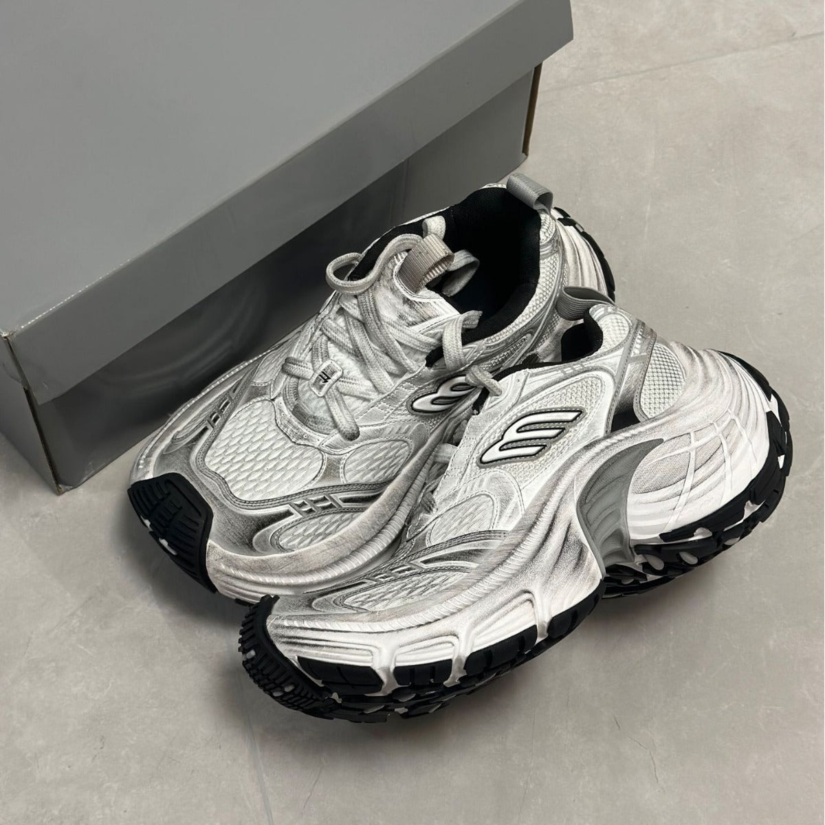 Women's & Men's Paris Dad Distressed Dirty Thick Bottom Increased Catwalk Retro Lovers Men's Sports Shoes