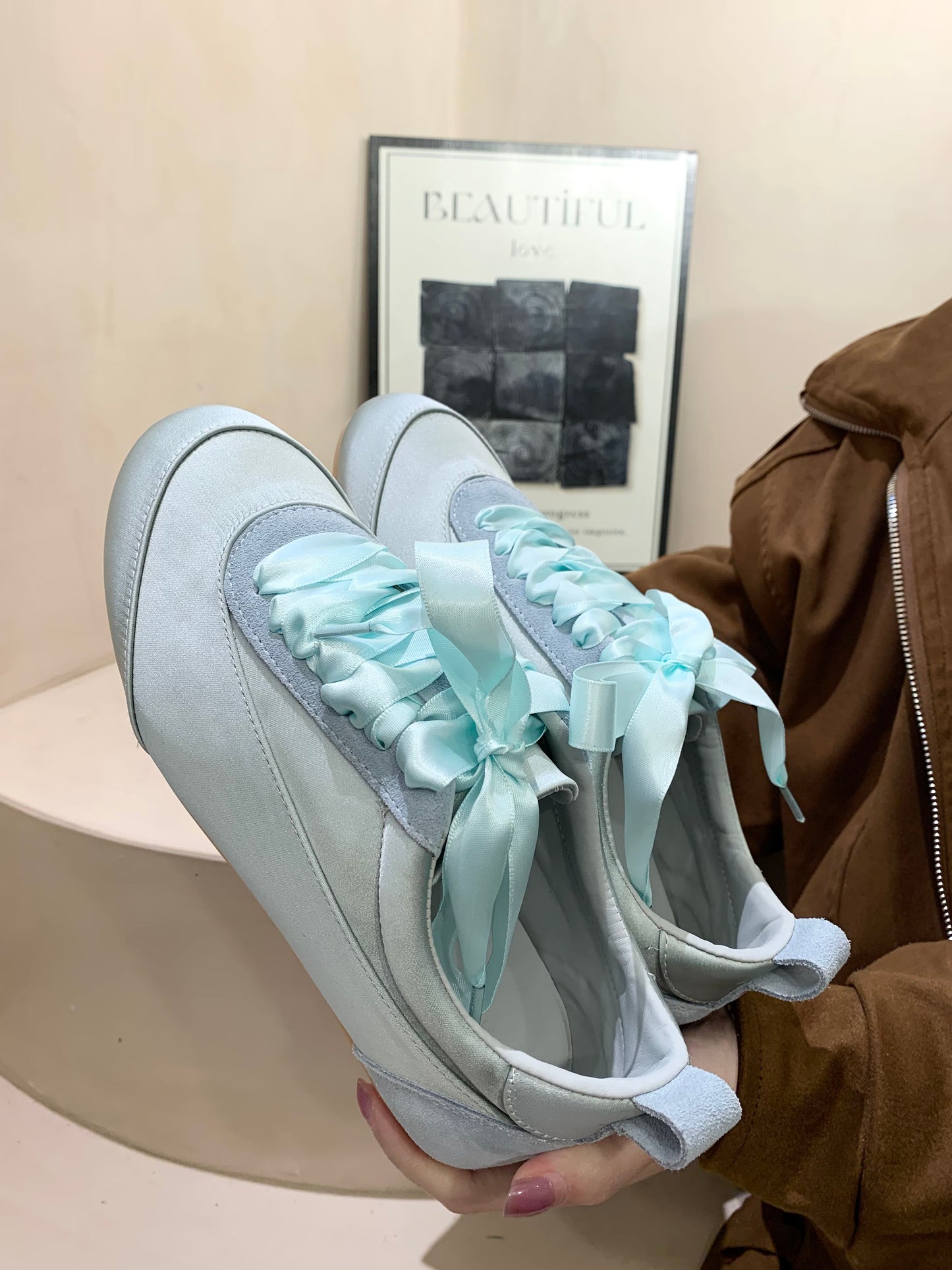 Women's Ballet Satin German Training Design Flat Fashion Women's Sports Shoes