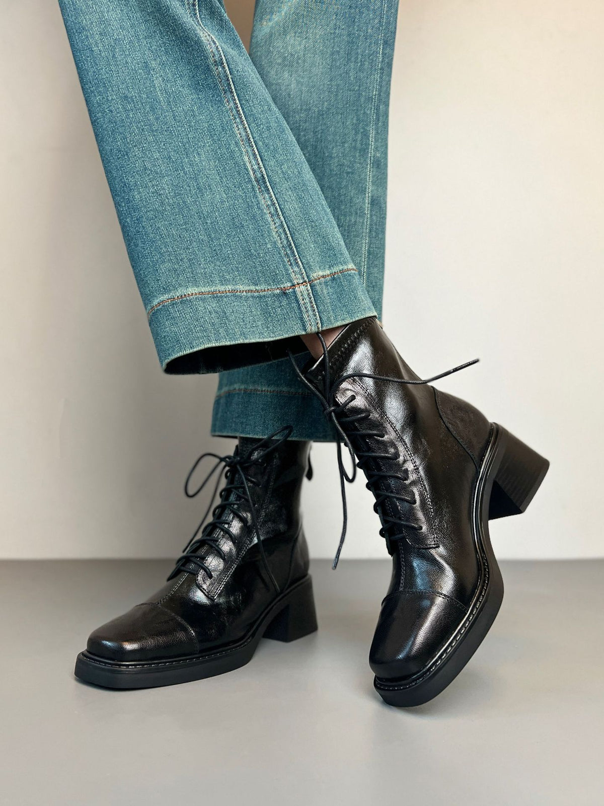Version Martin Square Toe Chunky Short Waterproof Women's Leather Boots