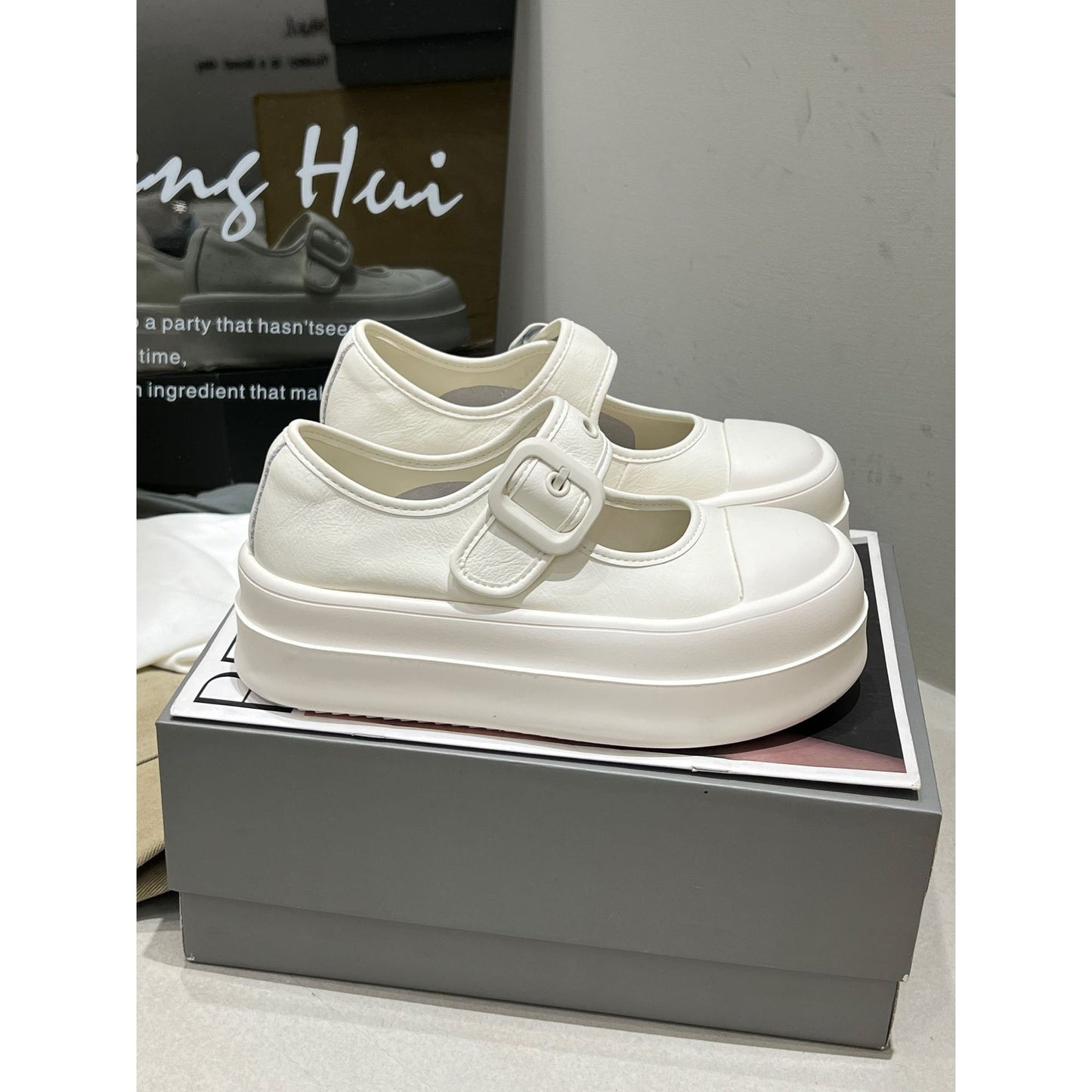 Women's Thick Bottom Heightened Easy Wear Breathable Sports Casual Shoes