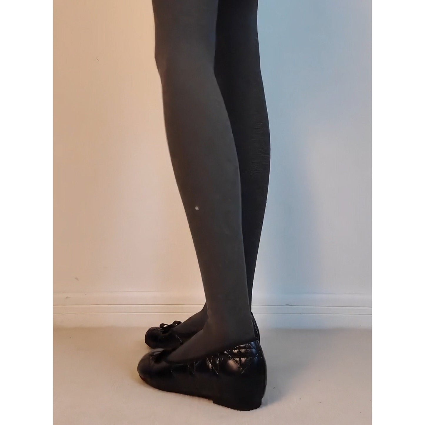Version French Genuine Soft Bottom Round Head With Hidden Female Heels