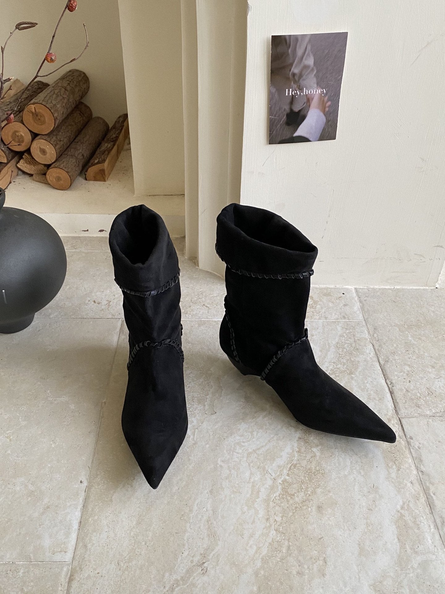 Wooden Handmade Binding Cable Pointed Toe Suede Women's Leather Boots
