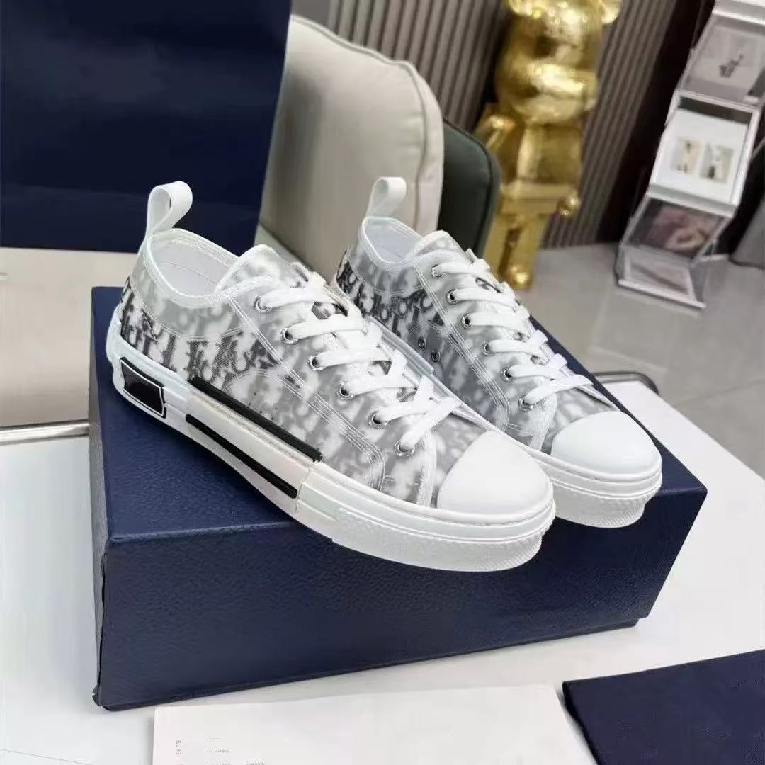 Men's Versatile Board Presbyopic Letters Breathable Sports Casual Shoes