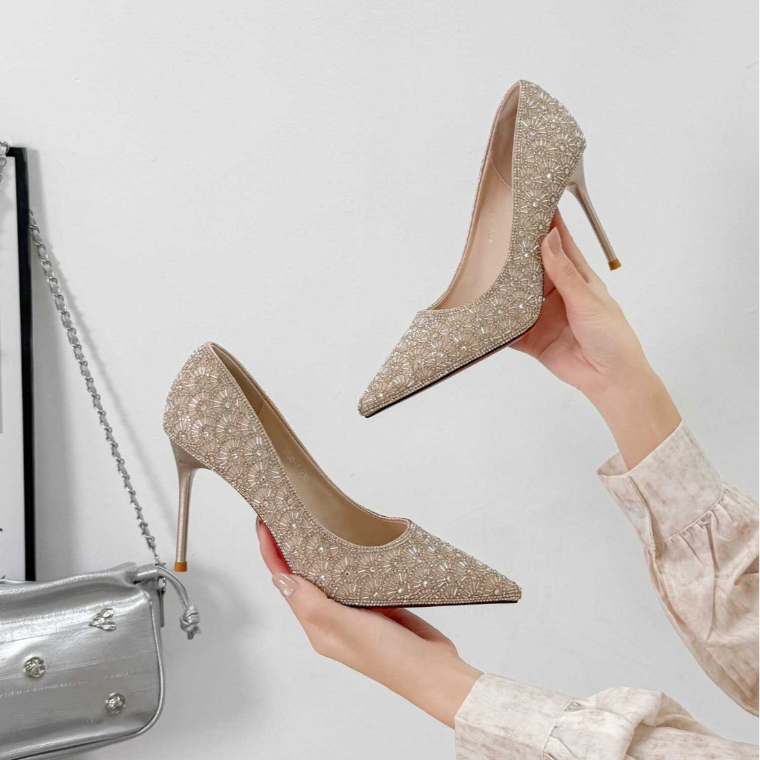Women's Spring Pointed Crystal Pearl Full Diamond Low-cut Stiletto High Women's Fashion Shoes