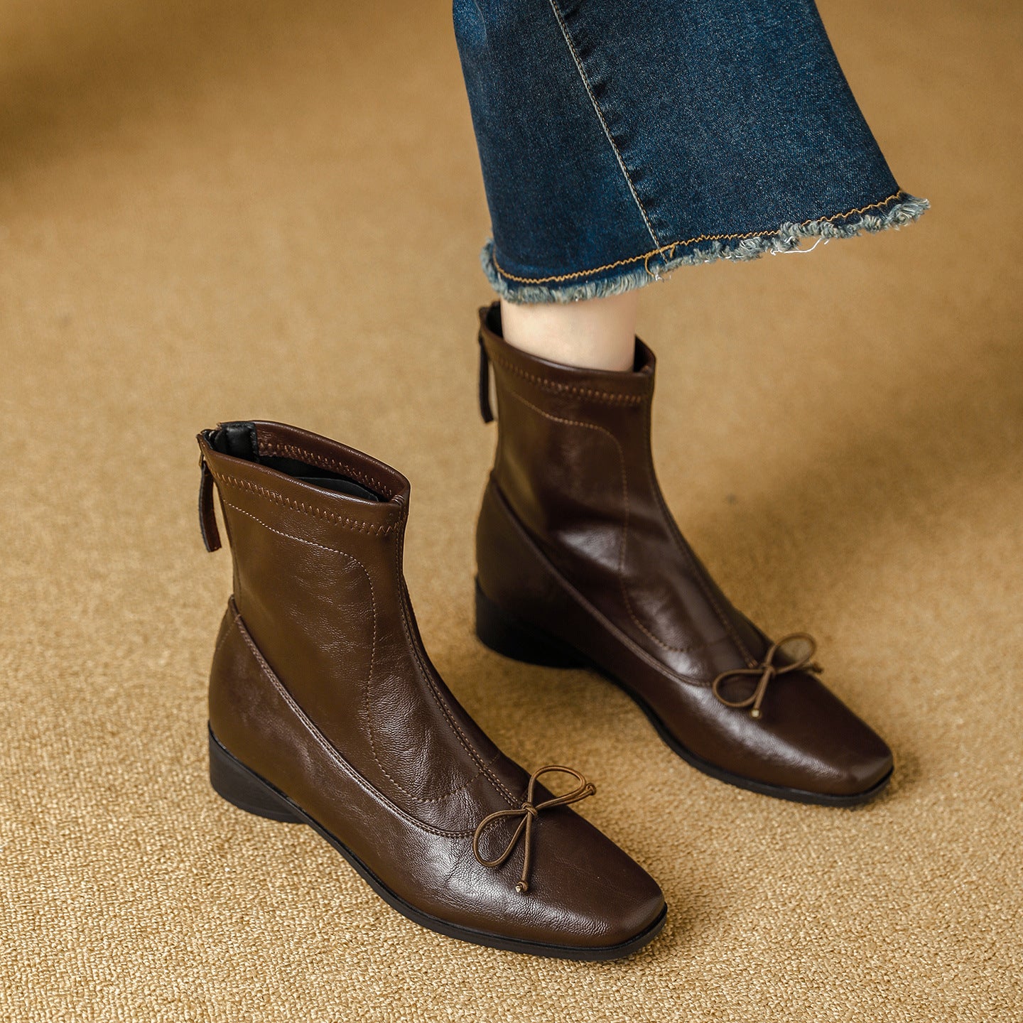 Women's Niche Design Back Zipper Square Toe Low Stretch Boots