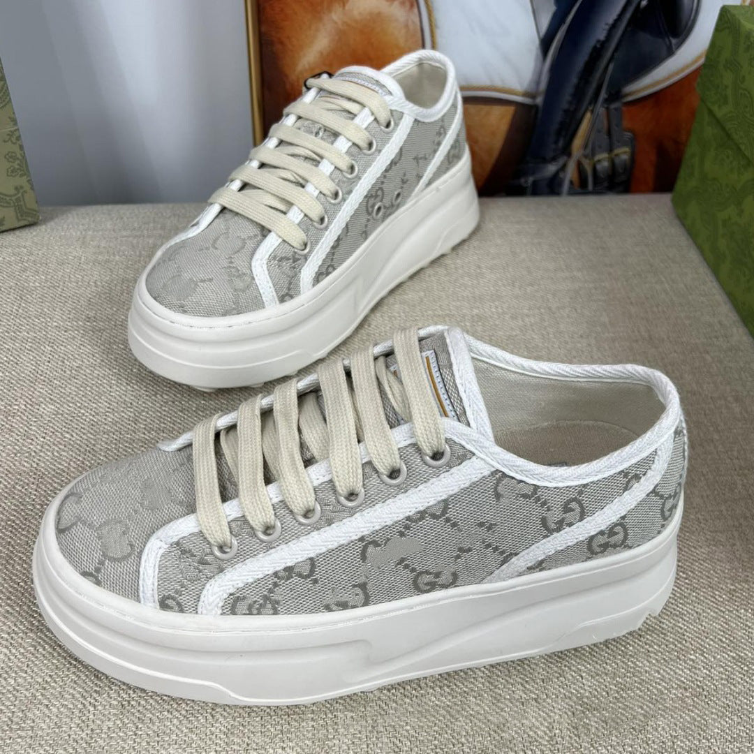 Platform Heightened Vintage Embroidered Board Fashion Canvas Shoes