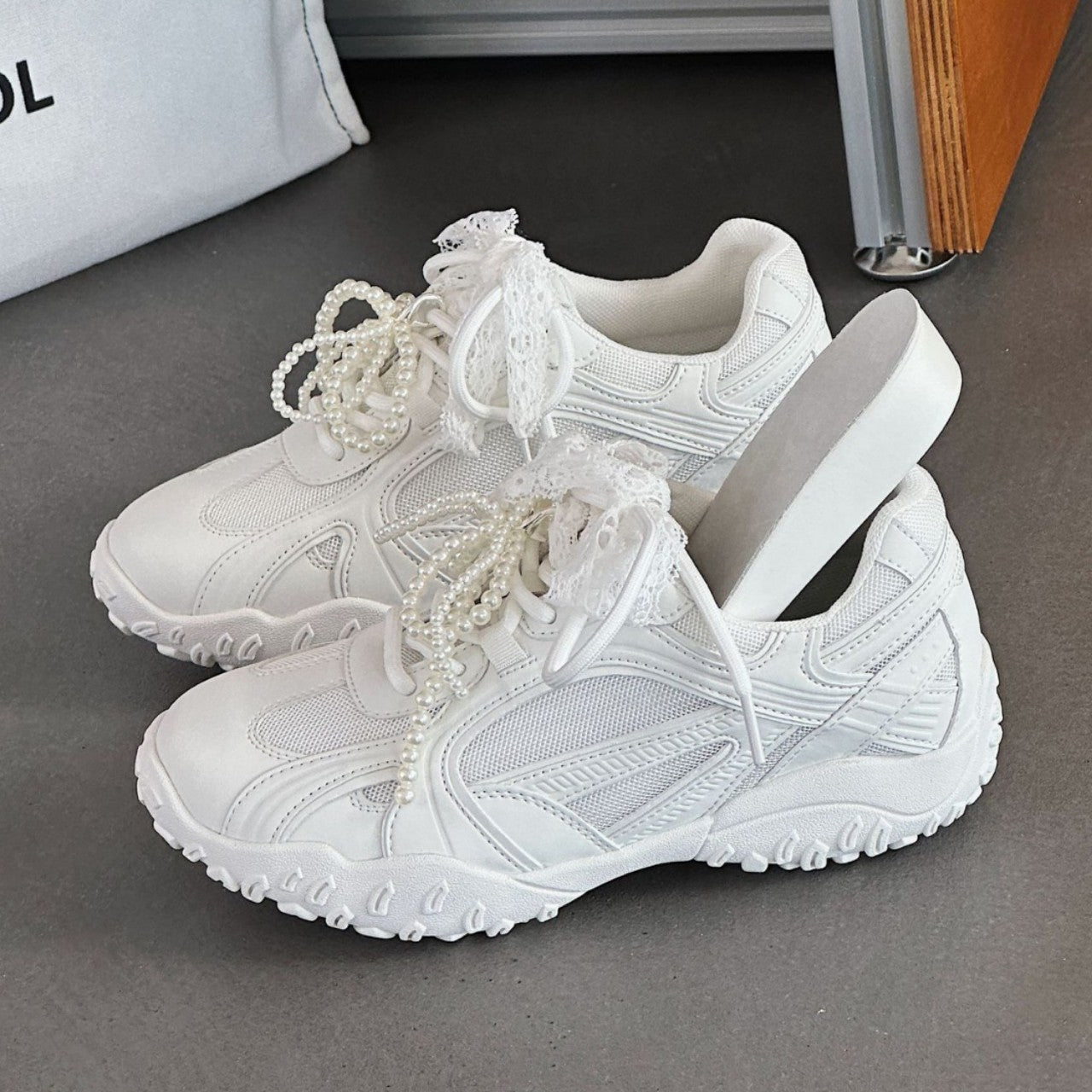 Women's Raise The Bottom Small German Training Fashionable Sports Lace Women's Casual Shoes