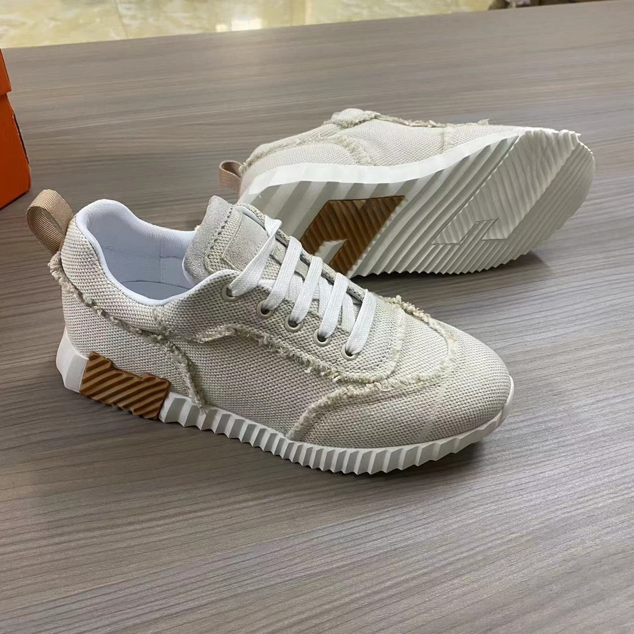Women's Breathable Mesh Dad Lightweight Comfortable Flats Sneakers
