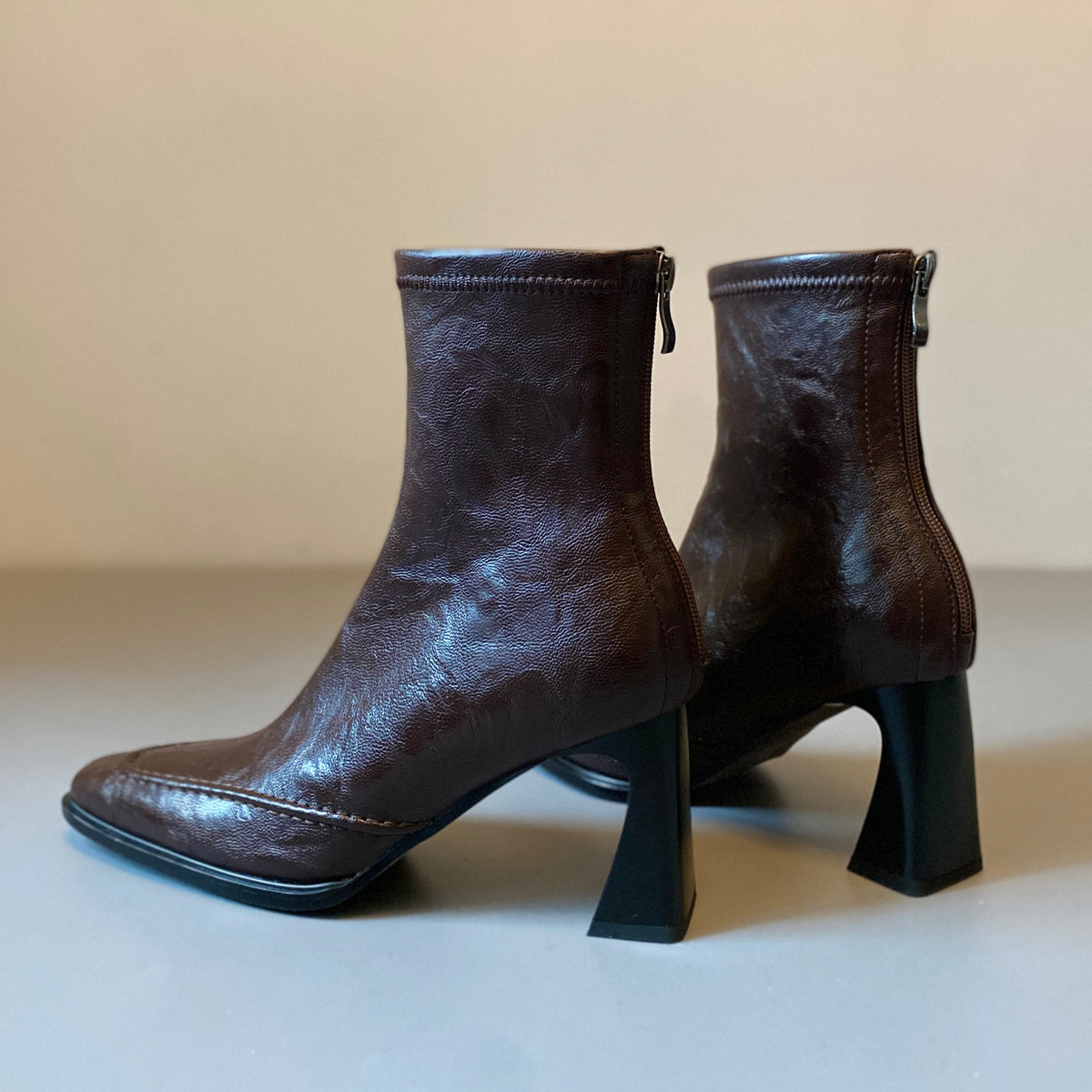 Women's French Style Square Toe Chunky Short Simple Temperament Slim Women's Leather Boots