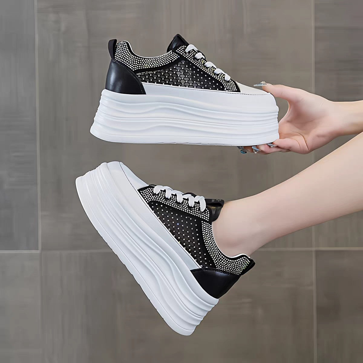 Women's Height Increasing Breathable Mesh White Thick Sports Casual Shoes