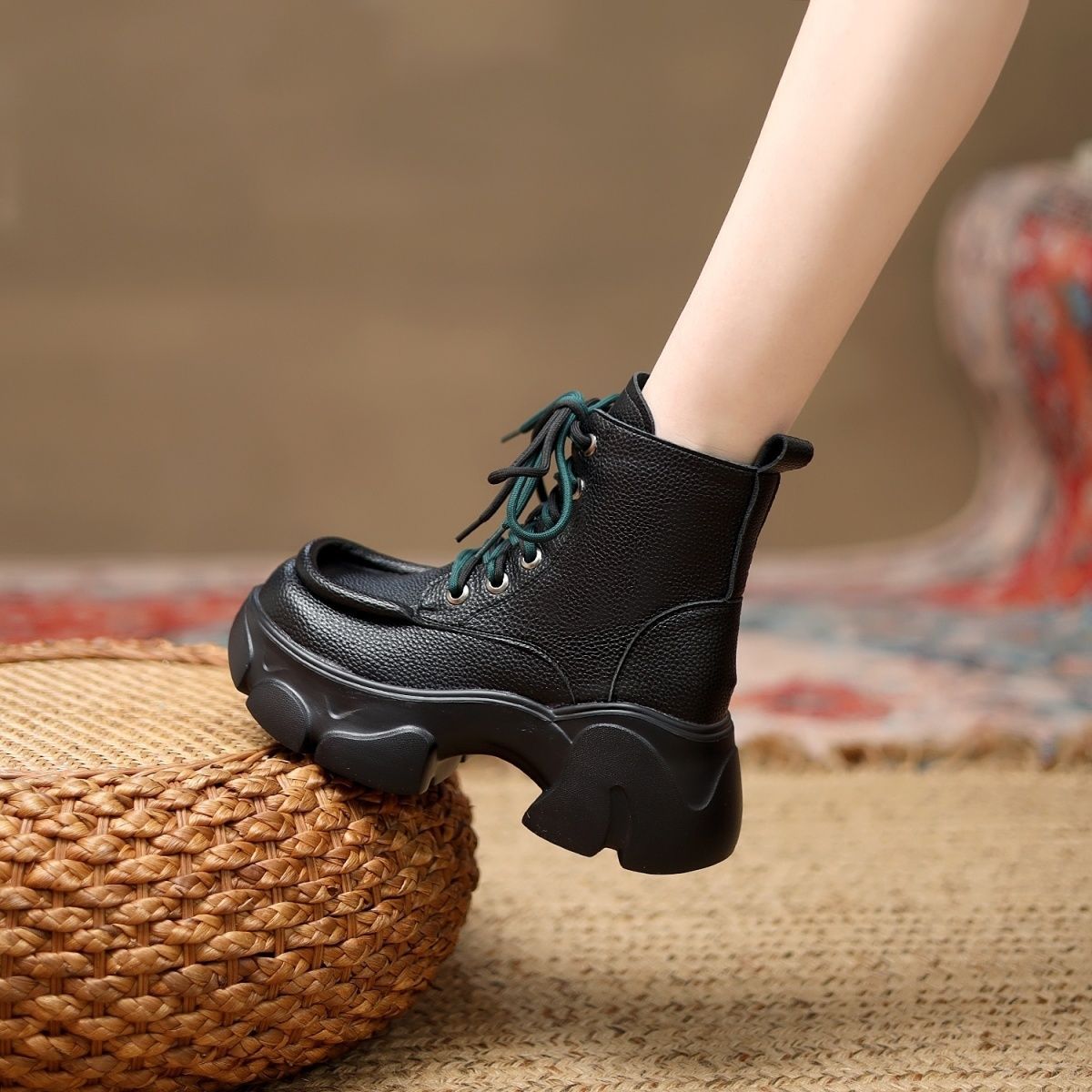 Women's Genuine Fashion Martin Elevator British Thick-soled Small Warm Women's Leather Boots