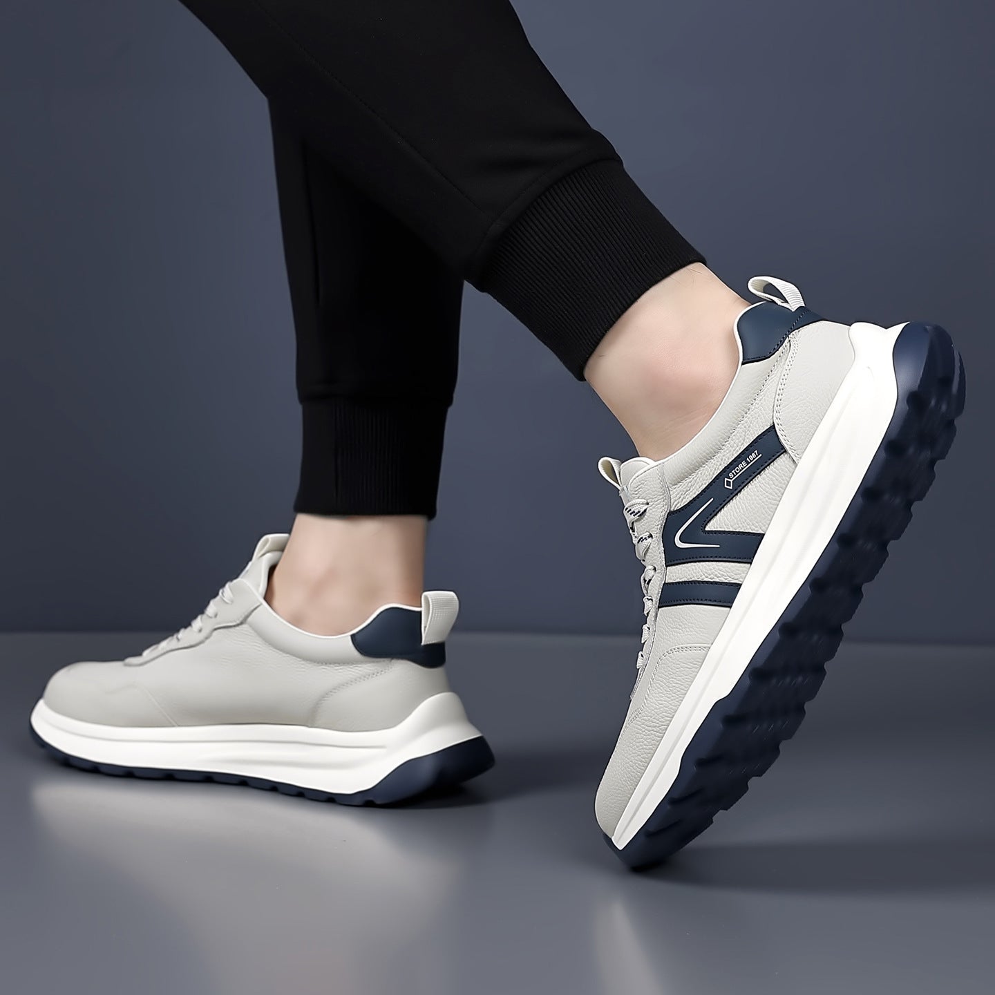 Men's Top Layer Cowhide Korean Style White Flat Lightweight Breathable Casual Shoes