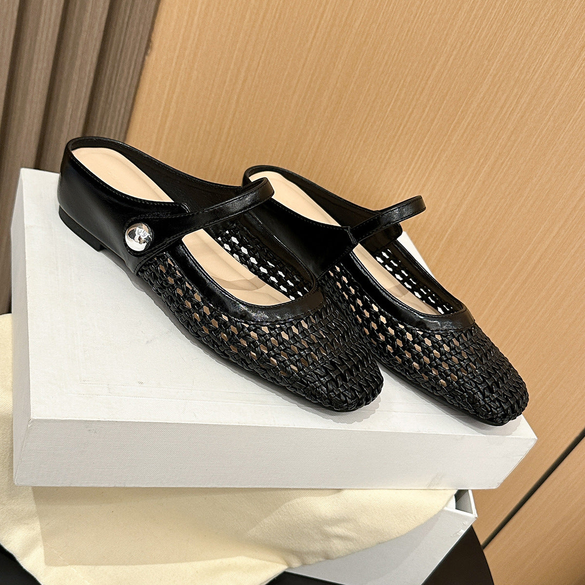 Women's Square Toe Woven Hollowed Breathable Height Increasing Insole Back Open Women's Fashion Shoes