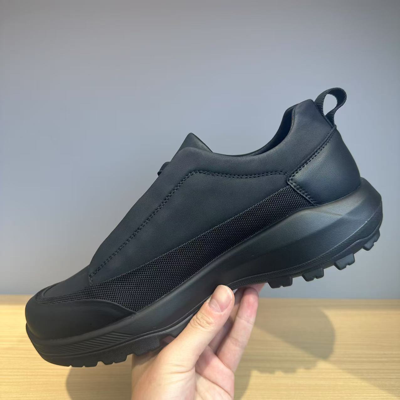 Men's Outdoor Cross Elastic Band Thick Bottom Light Men's Casual Leather Shoes