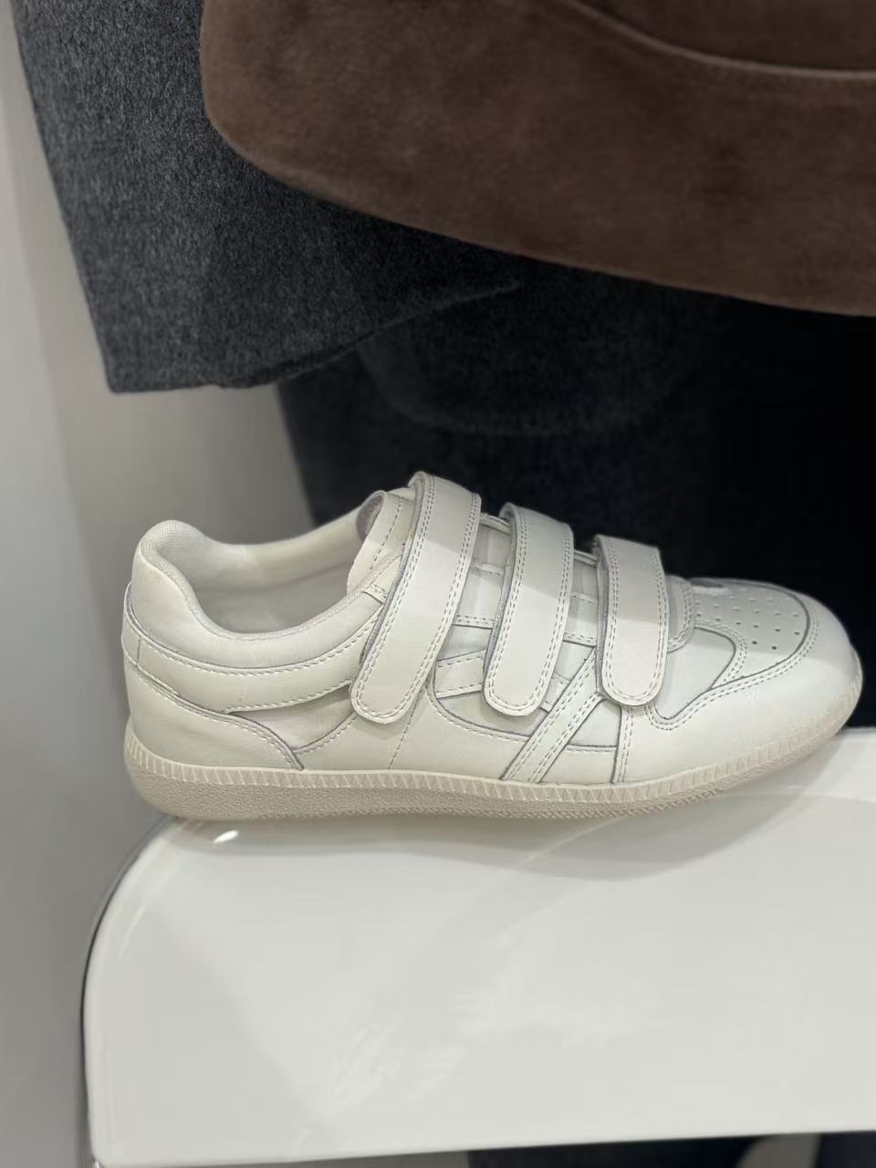 Women's Velcro Round Head Low German Training Women's Sports Shoes
