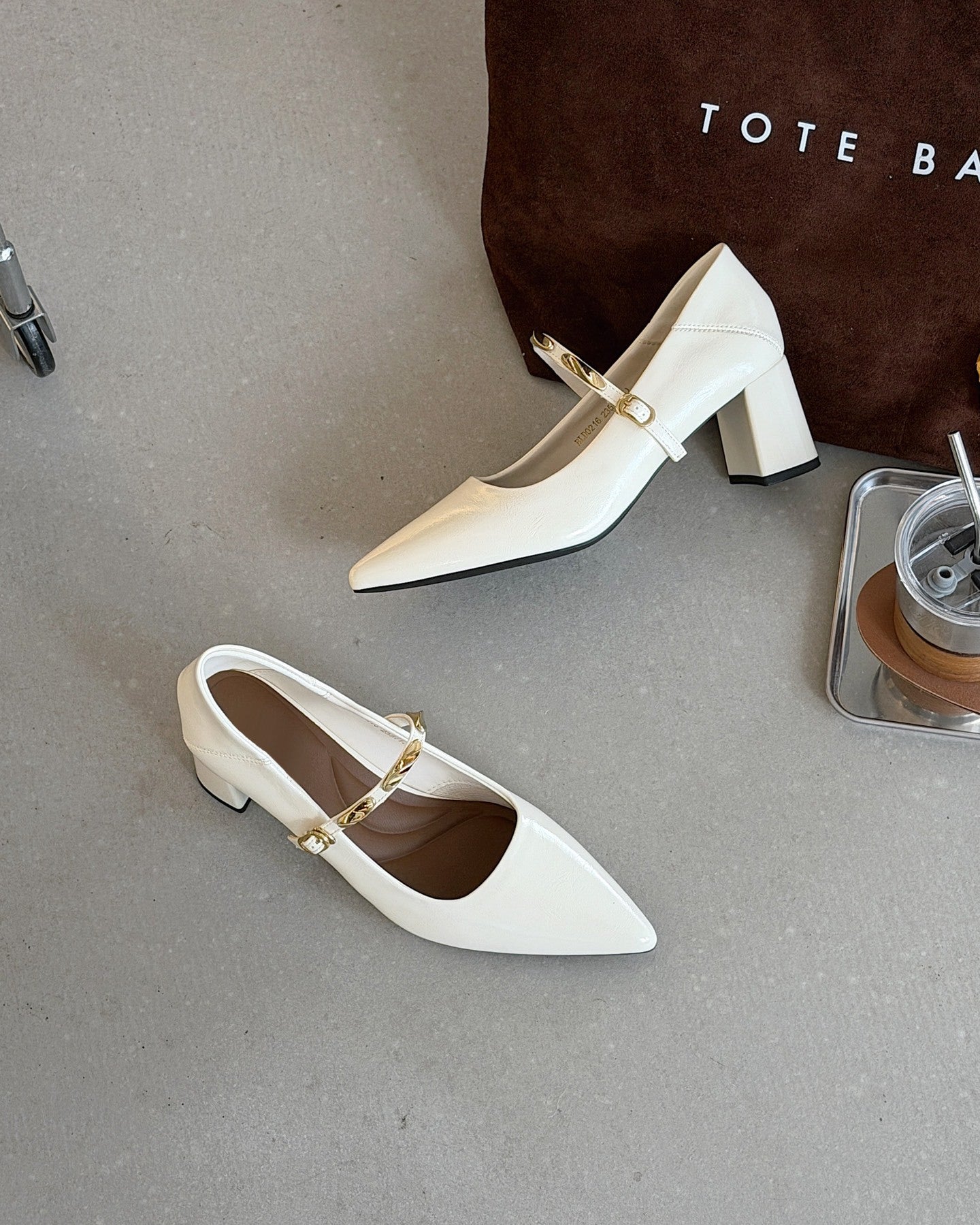 Women's Miss Autumn Caramel Mocha Small Gold Bar High Angora Red Women's Fashion Shoes