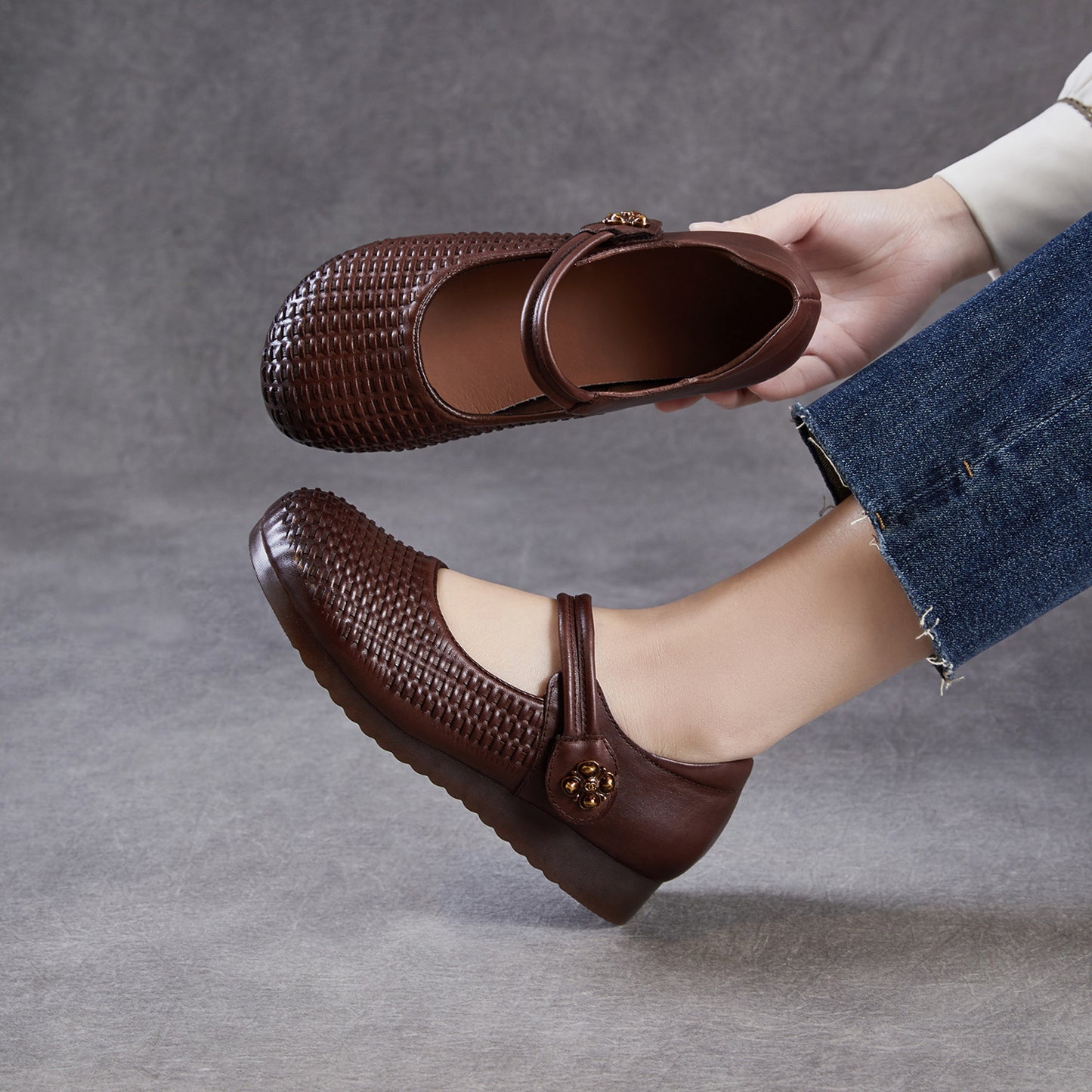 Women's Genuine Soft Bottom Flats Vintage Low-cut Pumps Hand-woven Mary Women's Casual Shoes