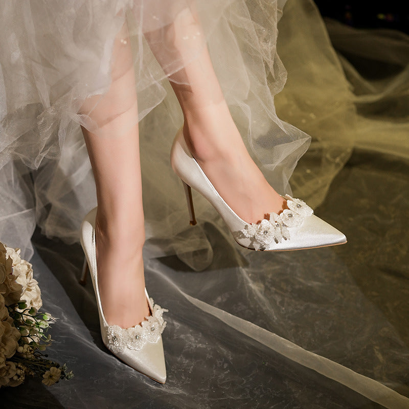 Women's Stiletto Pointed Low-cut White Flower Satin Bridal Women's Fashion Shoes